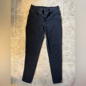Wallflower sassy high rise skinny Jean